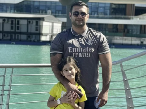 Yanğında qızını itirən vəkil: “Bağışla, qoruya bilmədim səni...”