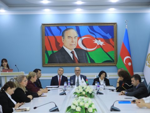 Gəncə Dövlət Universitetin dəyirmi masa - FOTO