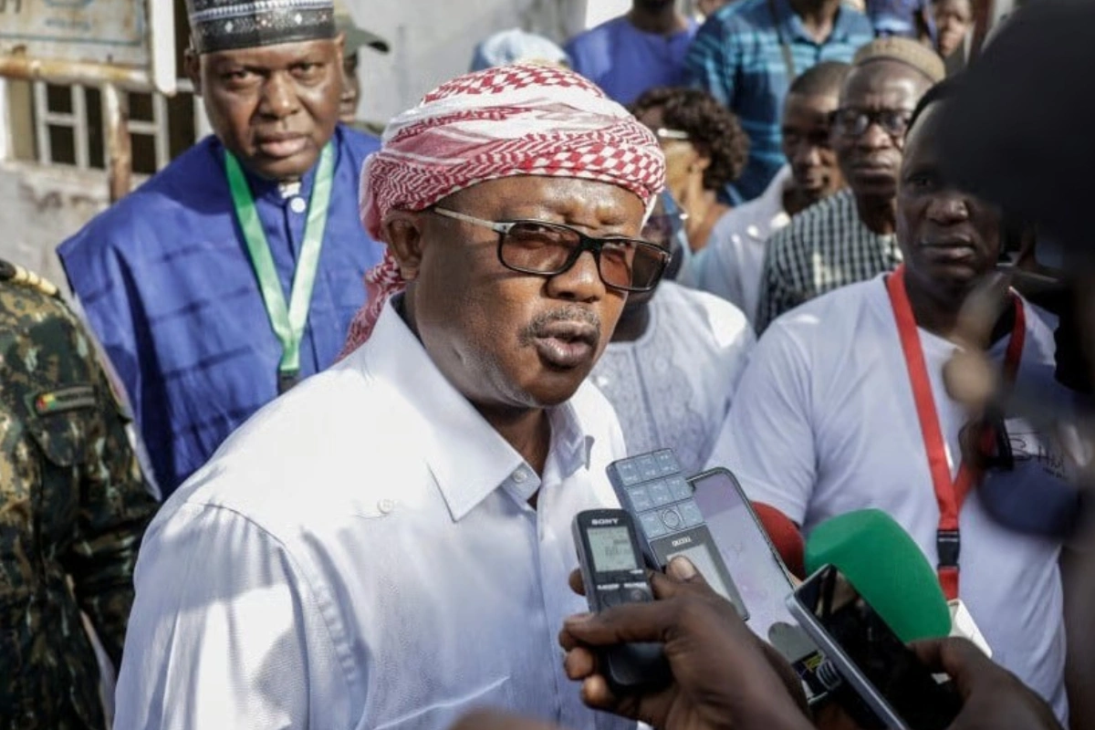 Bu ölkədə prezident həbs edildi