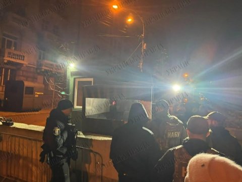 Zelenskinin “sağ əli”nin evində axtarış APARILIR