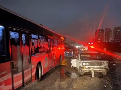 Bakı-Sumqayıt yolunda zəncirvari qəza - Xəsarət alan var