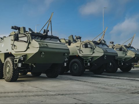 Latviya Ukraynaya 42 ədəd zirehli transportyor verdi