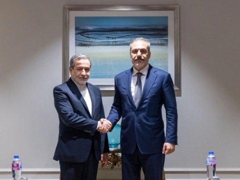 Türkiyə və İran XİN başçıları arasında görüş BAŞLADI