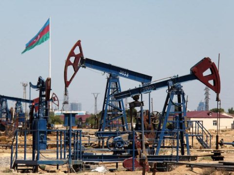 Azərbaycan nefti ucuzlaşdı