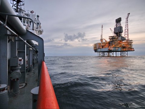 Azərbaycan nefti 66 dollardan yuxarı satılır