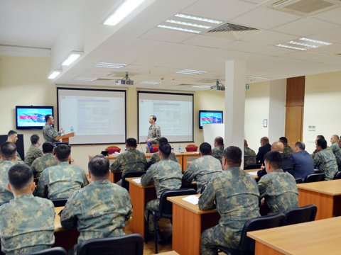 NATO-nun mobil təlim qrupu tərəfindən Bakıda məşğələ keçirilir