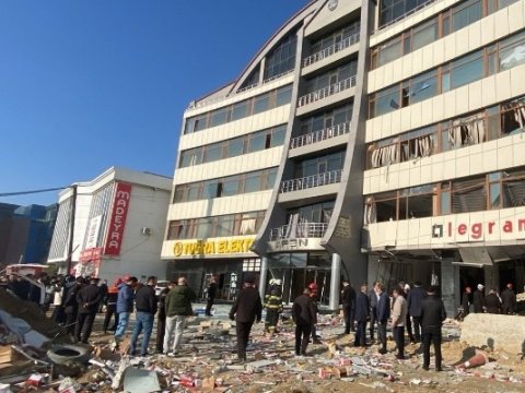 "AFEN Plaza"da partlayışda xəsarət alanlardan üçü evə buraxıldı