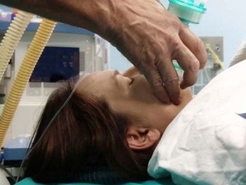 21 yaşlı qadın doğuş zamanı öldü