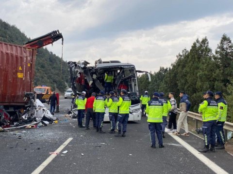 Türkiyədə dəhşətli qəza - 6 nəfər ÖLDÜ
