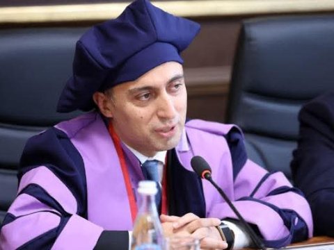 Emin Əmrullayev fəxri doktor oldu - FOTO