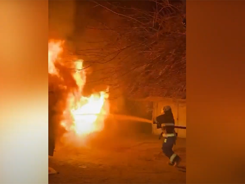 Masazırda yanan BMW-nin GÖRÜNTÜLƏRİ