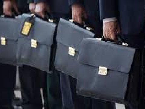 Bu dövlət işçilərinin əsgərliyə getmələri məcburi olacaq