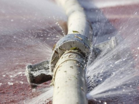 Naxçıvanda magistral su xəttində qəza