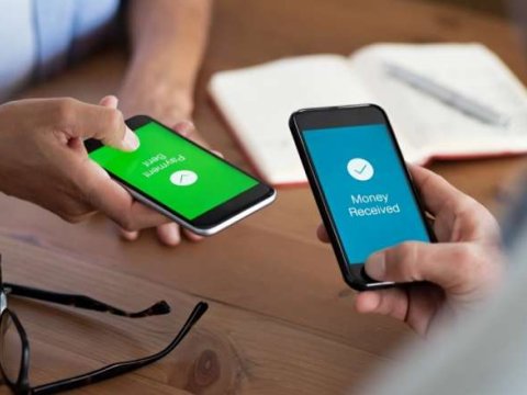 Kartına pul gələn işçilər sığorta ödəyəcək - EKSPERT