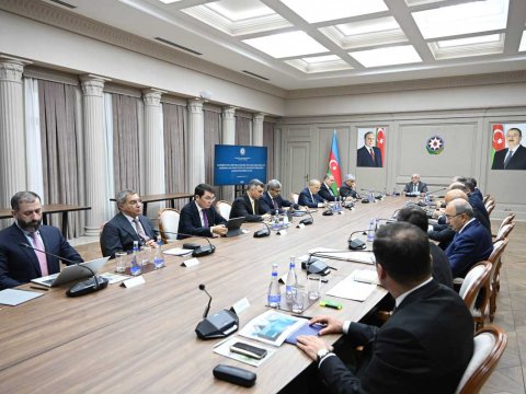 Baş nazir iclas keçirdi - Tapşırıqlar verildi