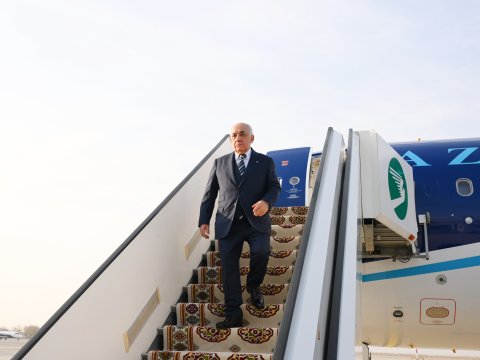 Əli Əsədov Türkmənistana getdi - FOTO