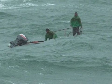 Xəzərdə itkin düşən balıqçılar TAPILDI