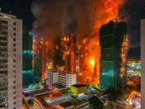 Honkonqda yanğın: 642 milyon dollar ziyan dəyib