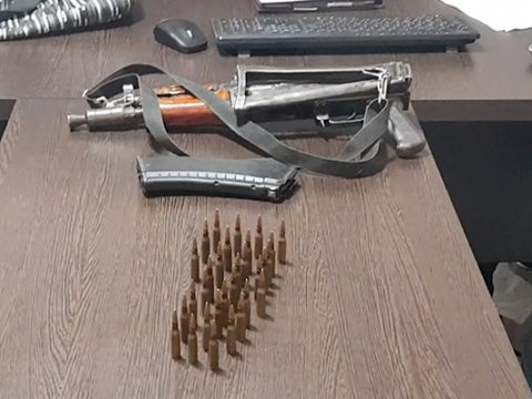 Polis 14 avtomat aşkarladı