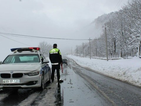 Dağlıq yollarda hərəkət edən sürücülərə xəbərdarlıq