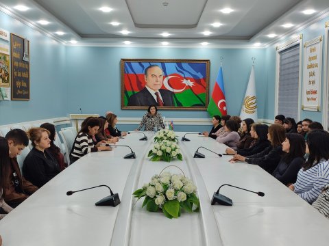 Həsən Əliyevin xatirəsinə həsr olunmuş dəyirmi masa - FOTO