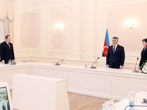 İnam Kərimov Aida Hüseyni Naxçıvana yola saldı&nbsp;- FOTO