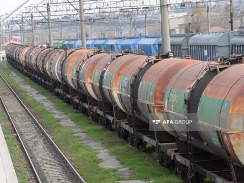 Ermənistana neft məhsulları yola salındı - FOTO