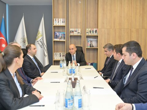 Yeni sədr&nbsp;kollektivə təqdim olundu - FOTO