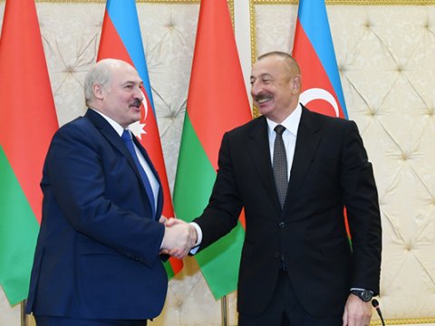 Lukaşenko İlham Əliyevi&nbsp;təbrik etdi