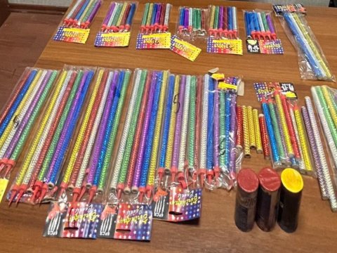 Pirotexniki vasitələr satan 14 nəfər saxlanıldı