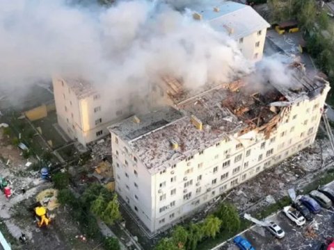 Rusiya Donetski vurdu - Ölən və yaralılar var