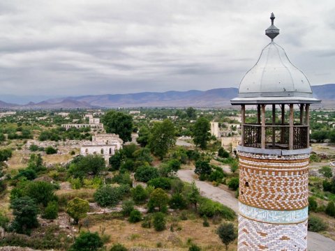 Ağdamda 10 milyon manata binalar&nbsp;tikiləcək