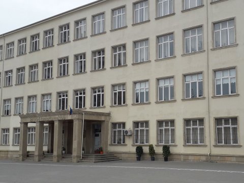 Qripə görə sinfin 20 şagirdi dərsə gəlmir?&nbsp;