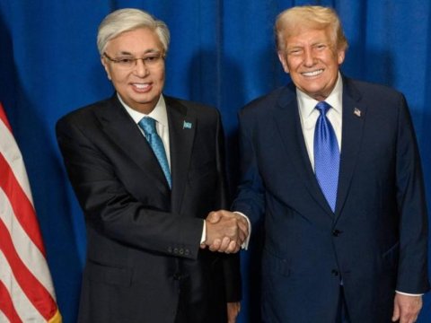 Tokayev Trampla Ukrayna barədə danışdı