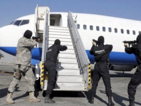 İranda təyyarəni qaçırma cəhdinin qarşısı alındı