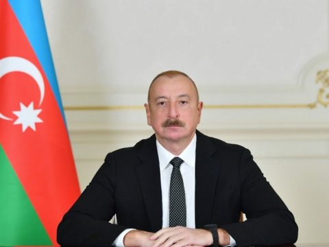 Prezident idmançıları və mütəxəssisləri təltif etdi - SİYAHI