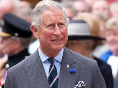 Kral&nbsp;Milad müraciətini Ukrayna mahnısı ilə başa vurdu