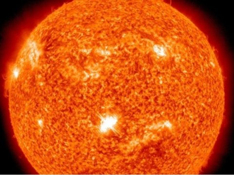 Günəşdə güclü alışma olub