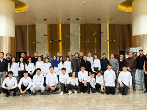 Olimpiya çempionları şəhid övladları ilə görüşdülər&nbsp;- FOTOLAR