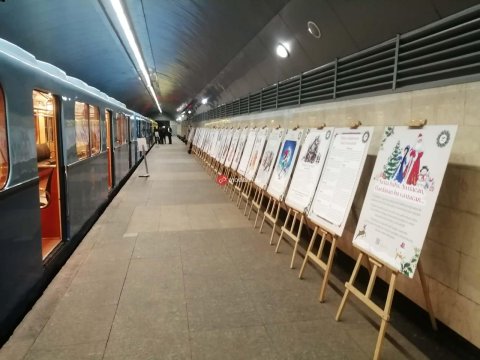Bakı metrosunda retro vaqonlar nümayiş etdirilir - FOTOLAR&nbsp;