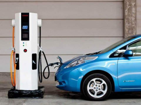 Bu ölkədə yanacaq UCUZLAŞDI