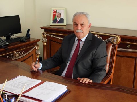 Sabiq səfirə orden verildi - SƏRƏNCAM