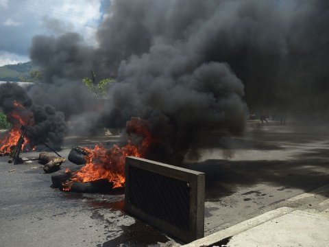Prezident ABŞ-a qarşı dünya birliyindən yardım istədi