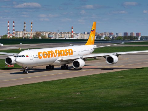 Çin Venesuela ilə hava əlaqəsini KƏSDİ