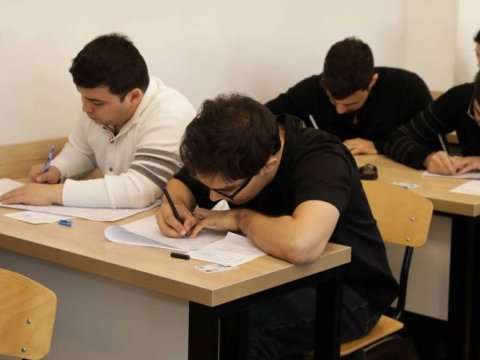 Hansı universitet qış imtahanlarına&nbsp;yaxşı hazırlaşıb...