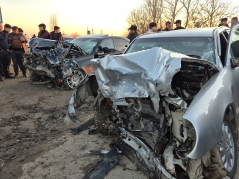 Salyanda dəhşətli qəza - 2 nəfər öldü