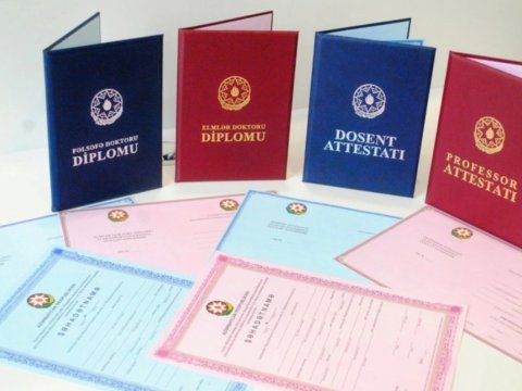 Azərbaycanda 300-dən çox qadın fəlsəfə doktoru oldu