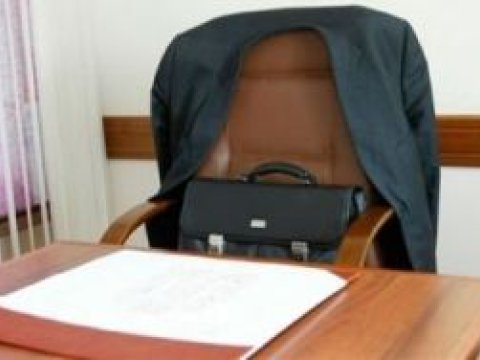 Gömrük İdarəsinin rəisi işdən çıxarıldı