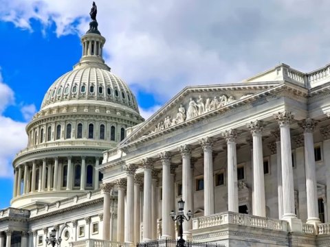 Senatda Trampa qarşı səsvermə olacaq