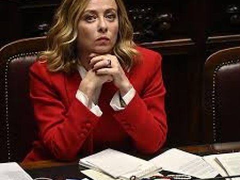 Meloni&nbsp;Rusiyaya əl uzatdı
